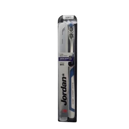 Picture of Jordan Expert Clean Soft Toothbrush